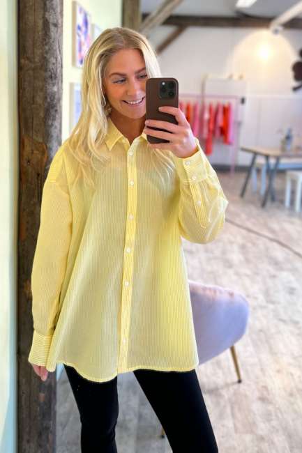 Priser på A-View - Skjorte - Sonja Shirt - Yellow/White
