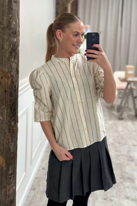 Priser på Ichi - Bluse - Qsima sh2- Bow Stripe