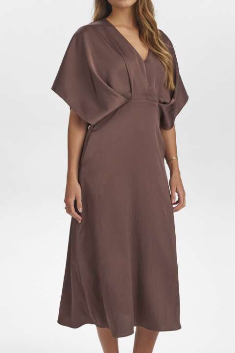 Priser på Nümph - Kjole - Ivory Dress - Shopping Bag