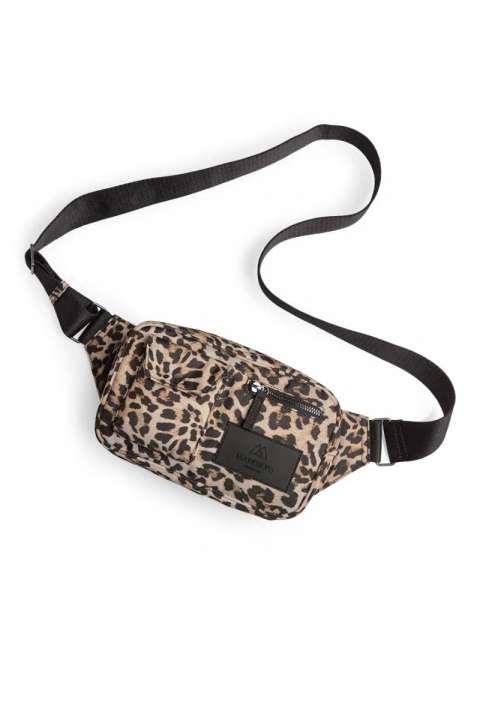 Priser på Markberg - Taske - DarlaMBG Bum Bag, Monochrome - Leopard