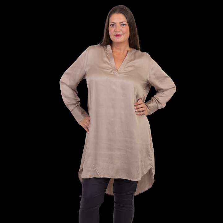 Priser på ZbyZ Dame Kjole Plus Size - Beige - 50/52