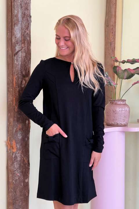 Priser på Bruuns Bazaar - Kjole - LuciliaBBCama Dress - Black
