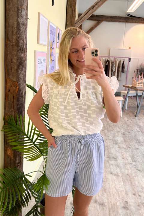 Priser på Noella - Shorts - Sabine Shorts - Blue Stripe
