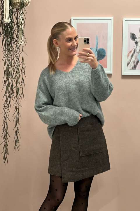 Priser på Pieces - Strik - Pc Pam Ls V-Neck Oversize Knit - Dark Grey Melange