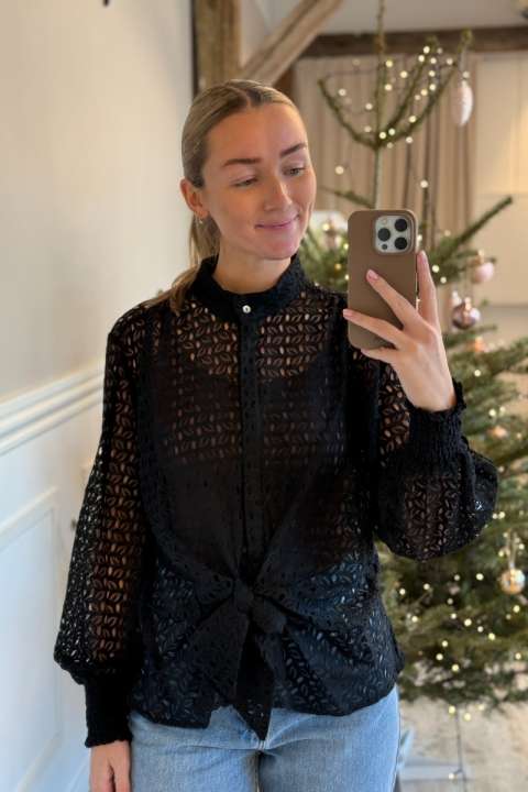 Priser på Continue - Bluse - Karina Lace - Black