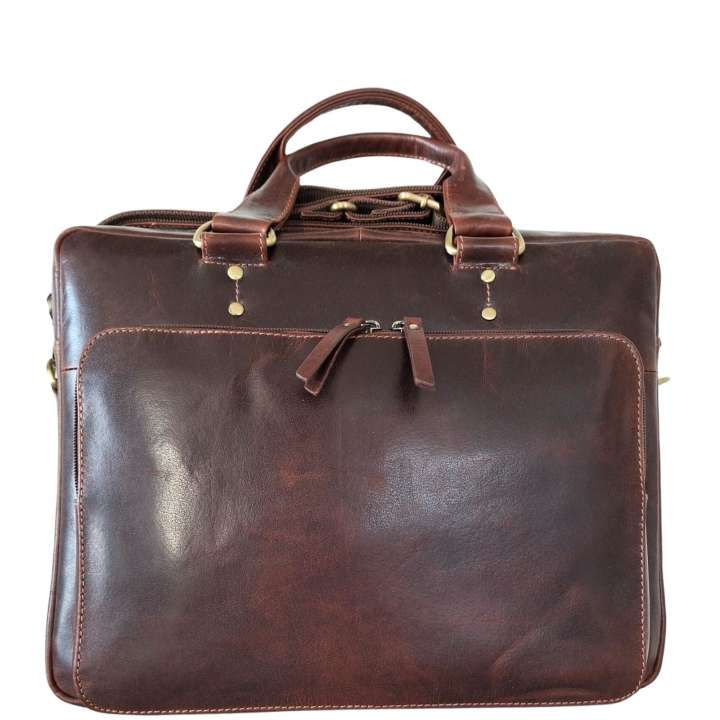 Priser på BEMÆRK: Kollektionsprøve. Style Patti i mørkebrun. Eksklusiv rejse- og arbejdstaske i et smukt vintage look